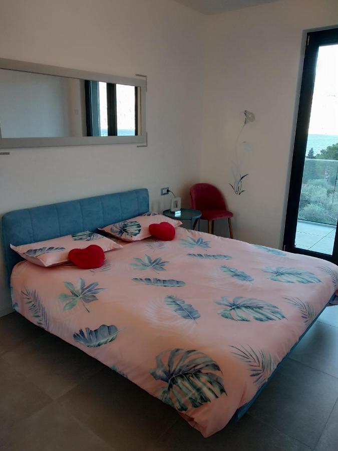 Blue Sky Garda - Zaffiro Apartment *